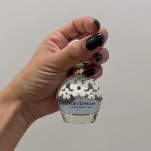 Marc Jacobs Daisy Dream Perfume